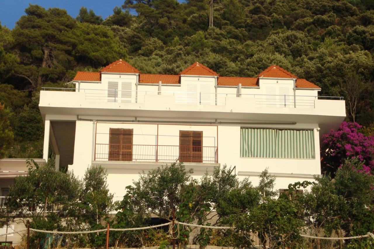 Apartments By The Sea Ubli, Lastovo - 8354 Exterior photo